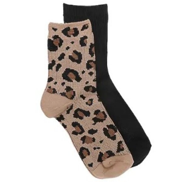Kelly & Katie Accessories - NWT 2-pack Leopard & Black Crew Socks